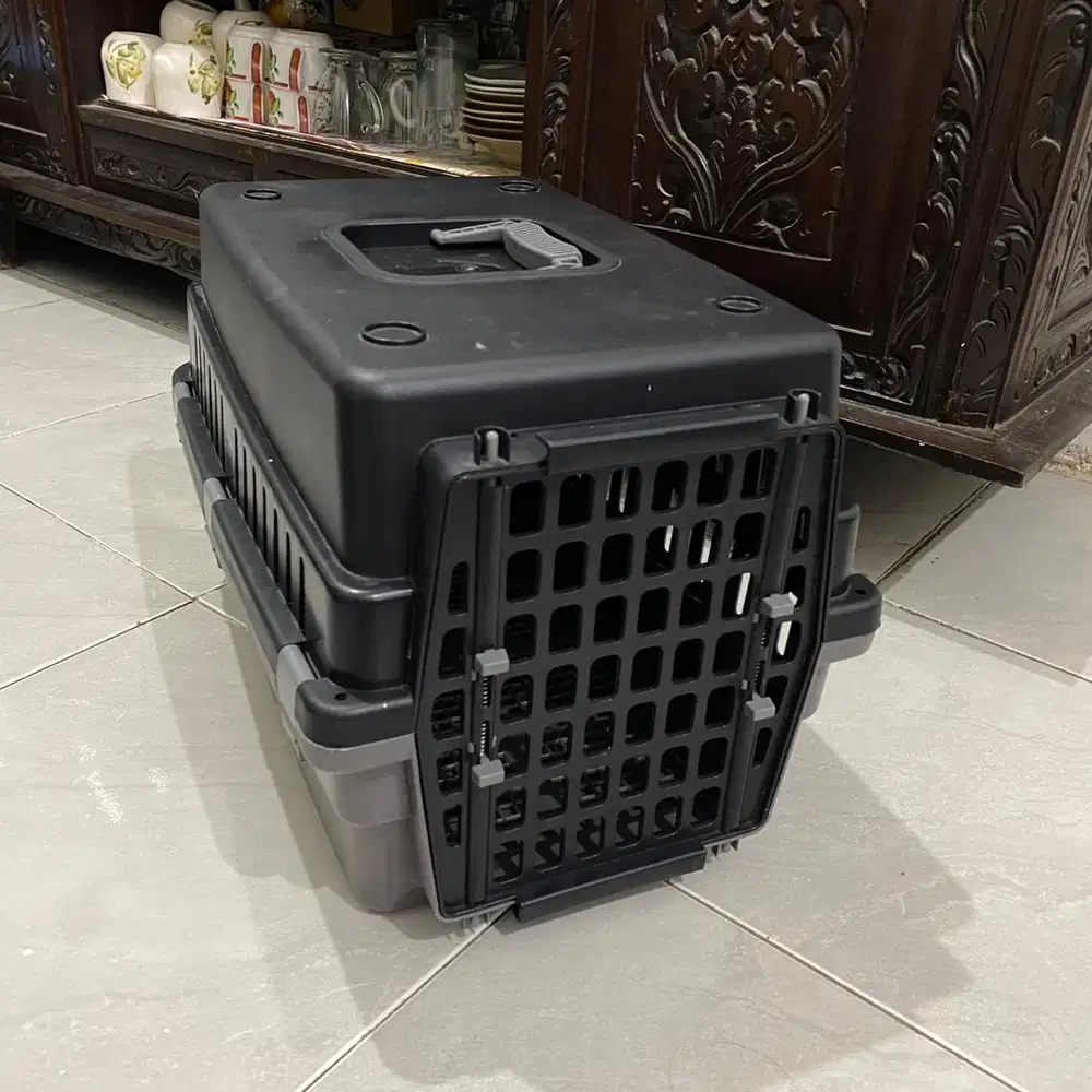Preloved Pet Cargo Pet Carrier Kucing dan Anjing