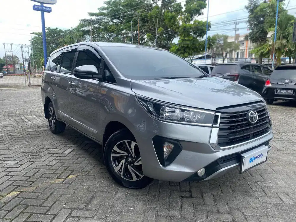 KM Rendah - Toyota Kijang Innova 2.4 G Solar - AT 2021 - TRE