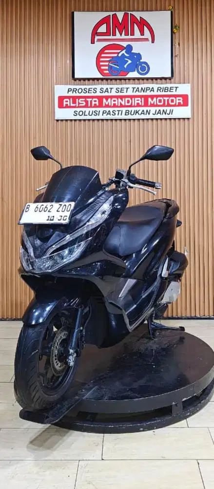 PCX CBS 2018.MESIN BODY KAKI2 PRIMA.PAJAK ON.BISA COD BAYAR DIRUMAH.