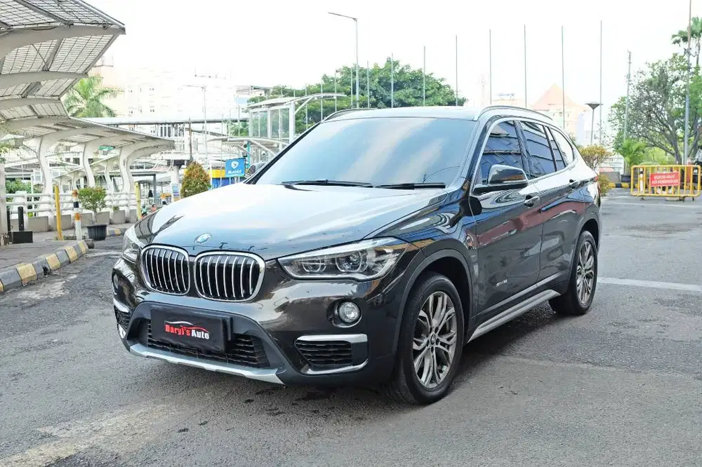 2017 BMW X1 sDrive18i xLine 1.5 Bensin AT Panoramic Sunroof tdp49jt