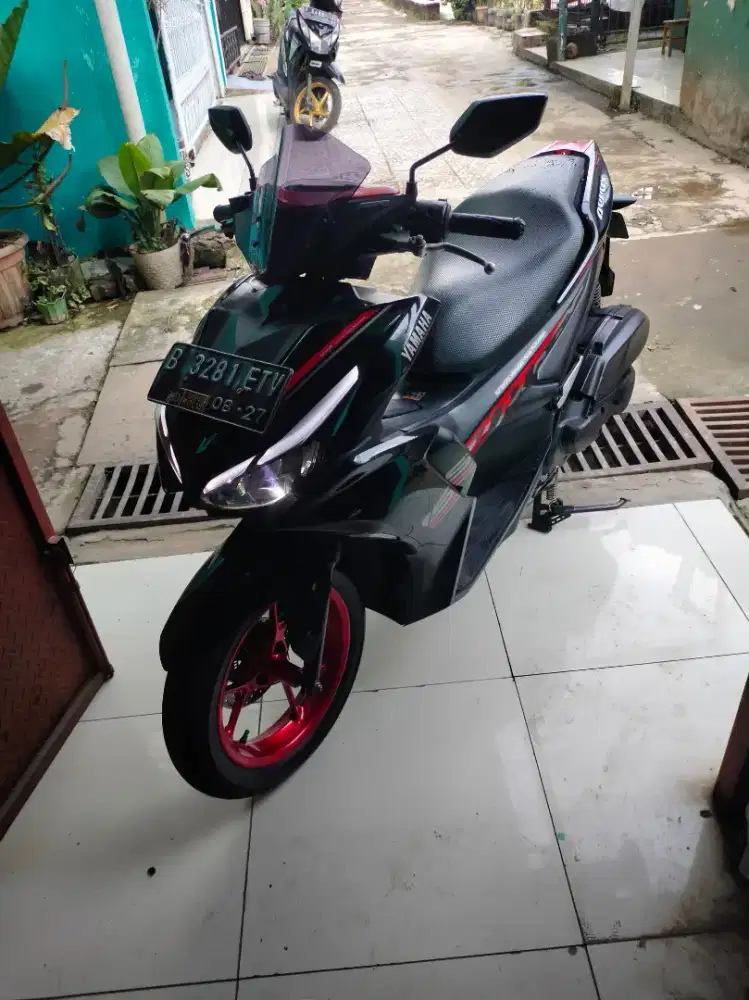 Yamaha Aerox New 2022 Hitam Merah