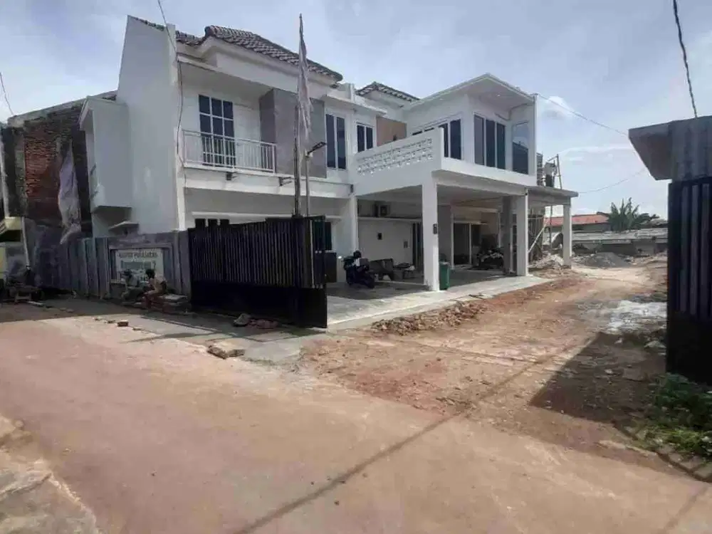 Rumah cluster unit ready stok lokasi strategis dekat stasiun LRT Jatibening dinding ful batamerah