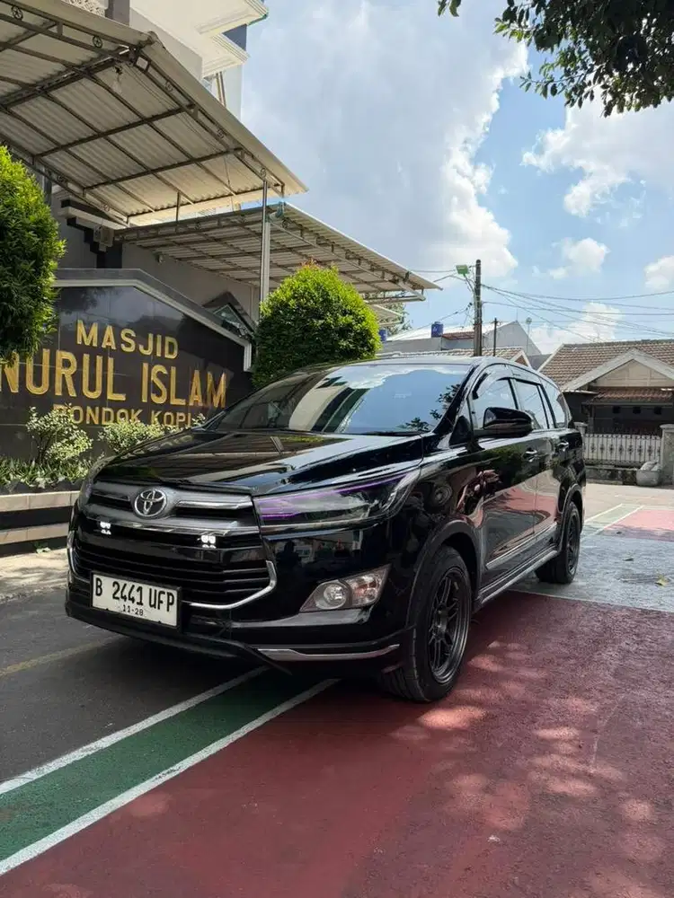Forsale Kijang innova type V 2017 Low km