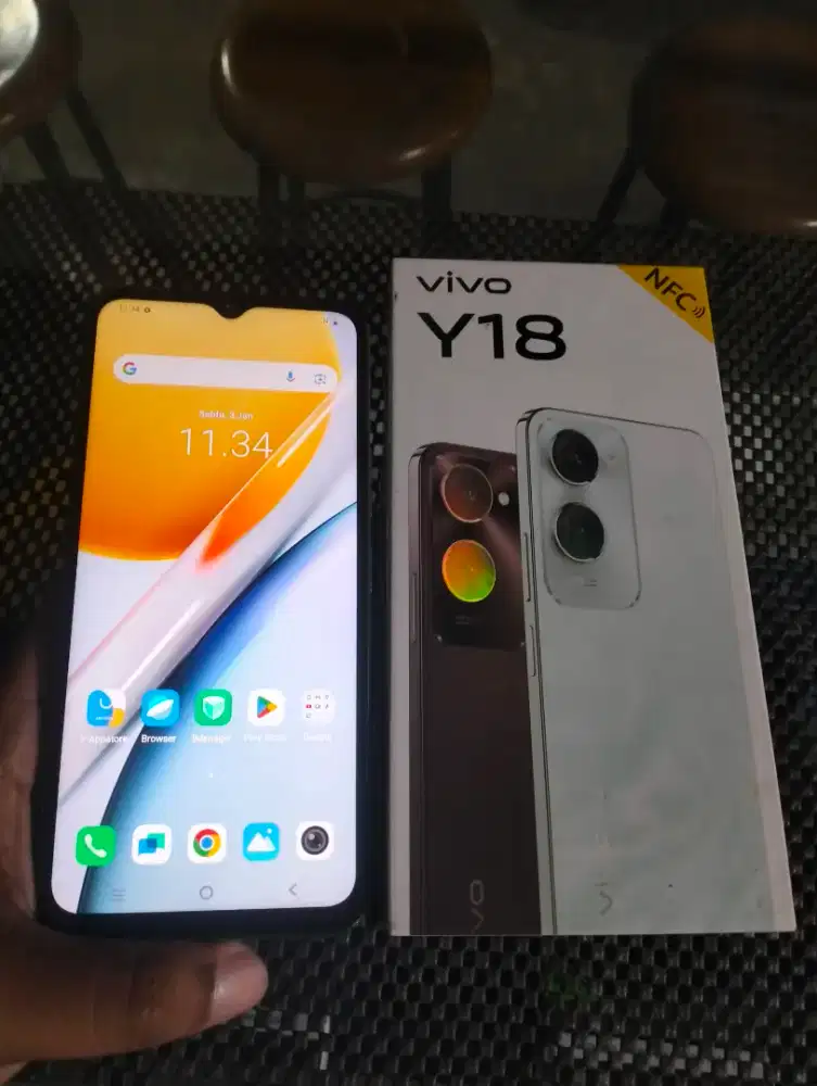 Vivo Y18 (green). Ram 8gb(4+4). Rom 64gb. Kondisi nominus. Fullset