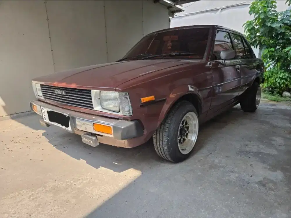 COROLLA DX TH 81