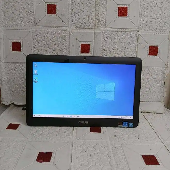 PC ALL IN ONE ASUS CELERON J1800 RAM 2GB HDD 500GB SUPER MULUS *RZC