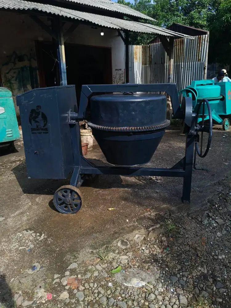 Jual Mesin Mixer Cor Beton Mquip 350liter Kondisi Mulus
