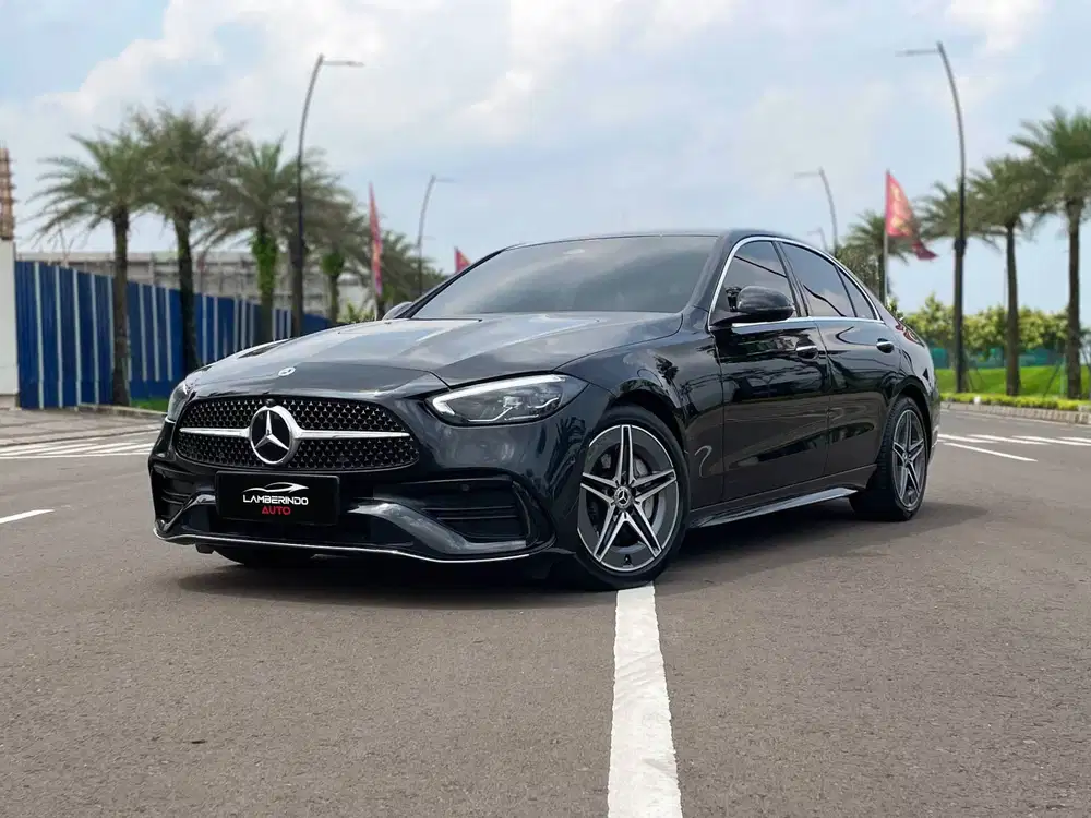 ALL NEW MERCEDES BENZ C300 AMG LINE 2.0 TURBO 2022 W206 LOW ODO 2023