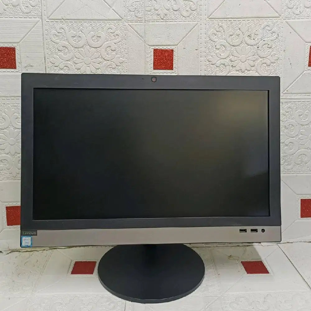 PC ALL IN ONE LENOVO CORE I3 8100 RAM 8GB HDD 500GB SUPER MULUS *RZC