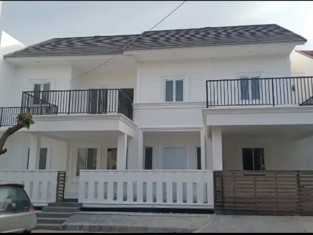 Rumah Hadap Utara di Villa Melati Mas Serpong, Tangerang