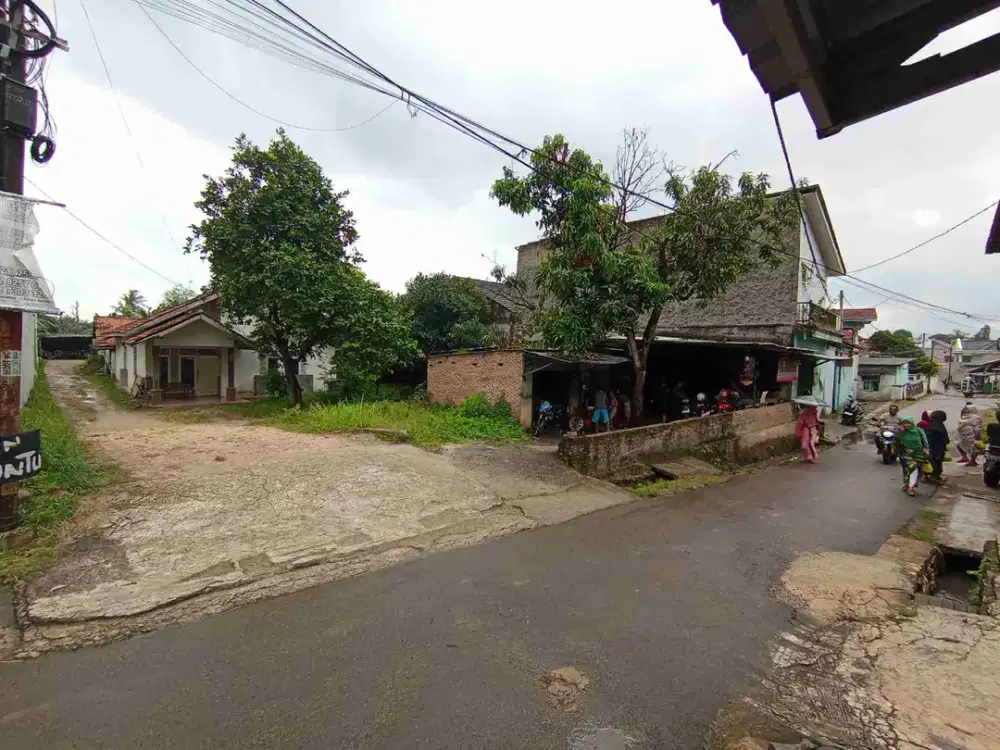 Tanah Bonus Bangunan di Kedamaian Gang Ainan Ridwan Rais