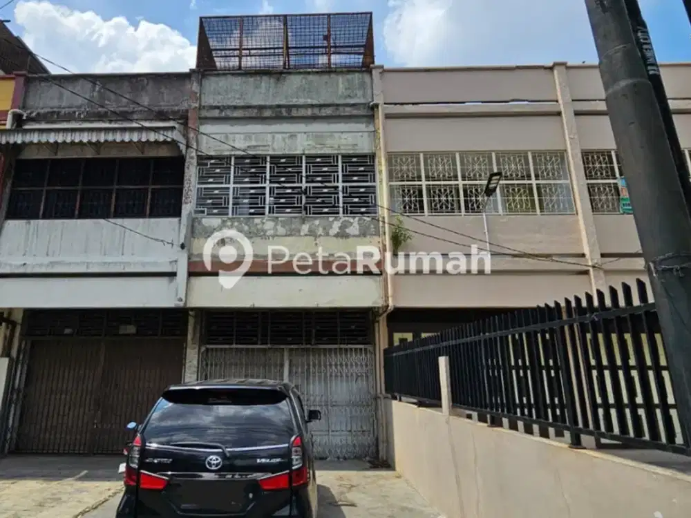 DIJUAL RUKO JALAN HM YAMIN - DEKAT JALAN MH THAMRIN (vincent)