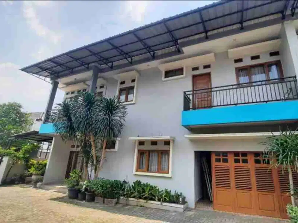 Rumah mewah dlm Townhouse Poltangan Pasar Minggu blkg Gedung Antam 115jt/thn