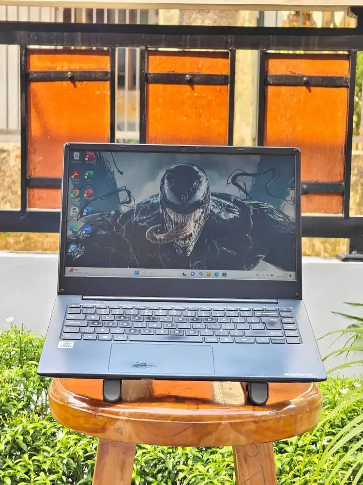 Laptop Dynabook C40-H RAM 8GB SSD 256GB Cocok Kerja Kuliah