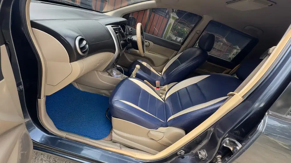 Nissan Grand livina 2013 Bensin