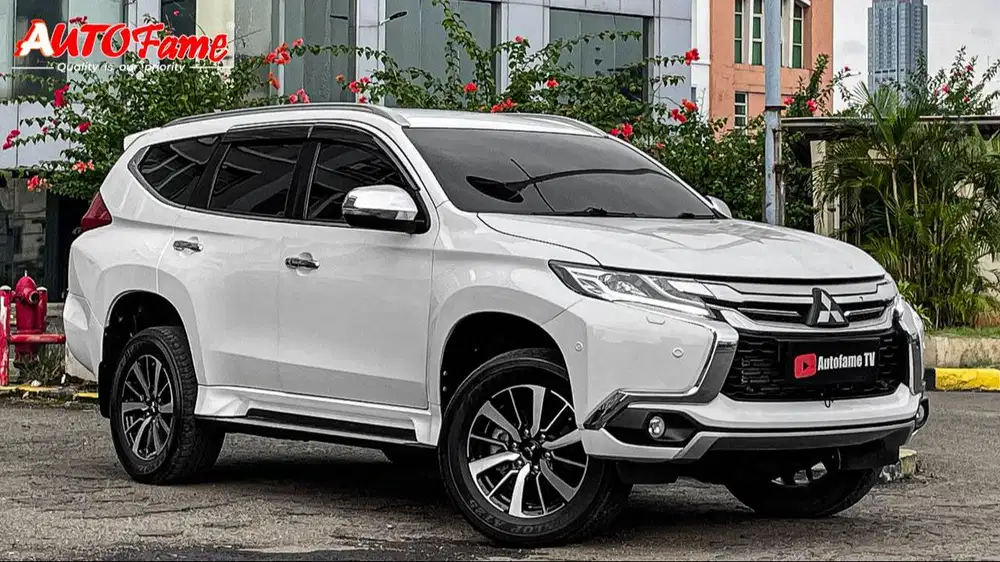 KM38RB Mitsubishi Pajero Sport Dakar Ultimate 4x2 AT White On Beige NI