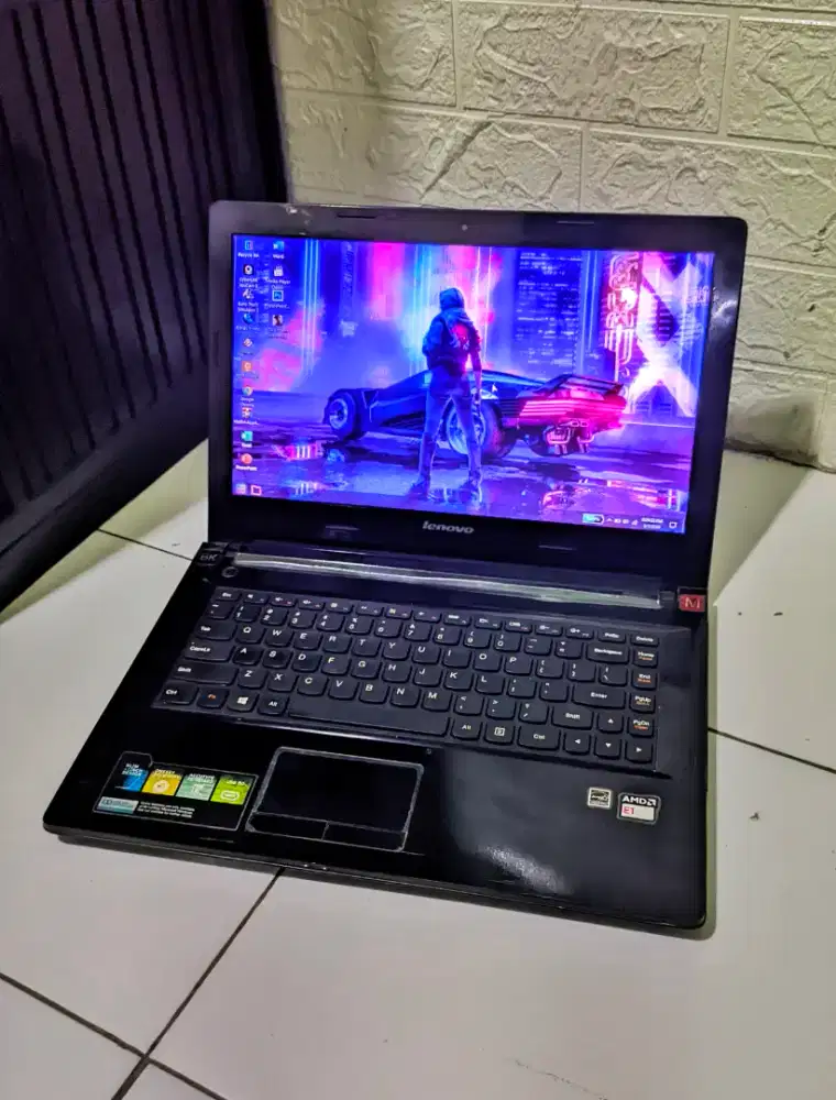 Laptop lenovo slim normal