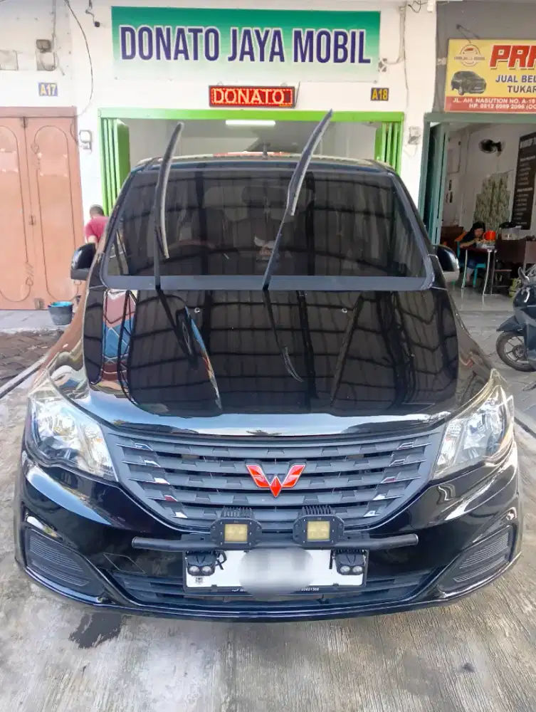 Wuling confero 1.5 DB 4x2 manual 2021 bensin hitam