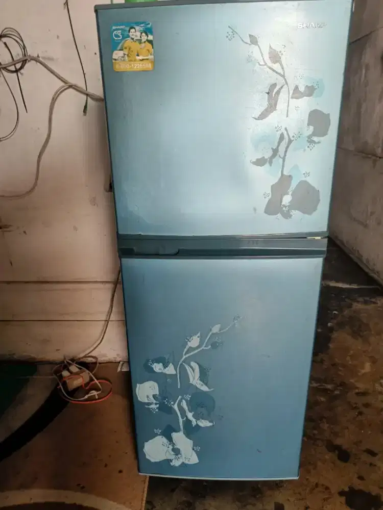 Kulkas Sharp 2 pintu