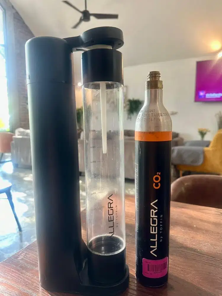 Allegra Soda Maker + tabung gas CO2