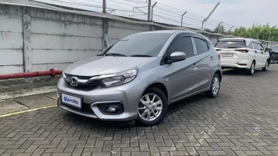 KM LOW PAJAK HIDUP HONDA BRIO SATYA 1.2 E BENSIN-AT