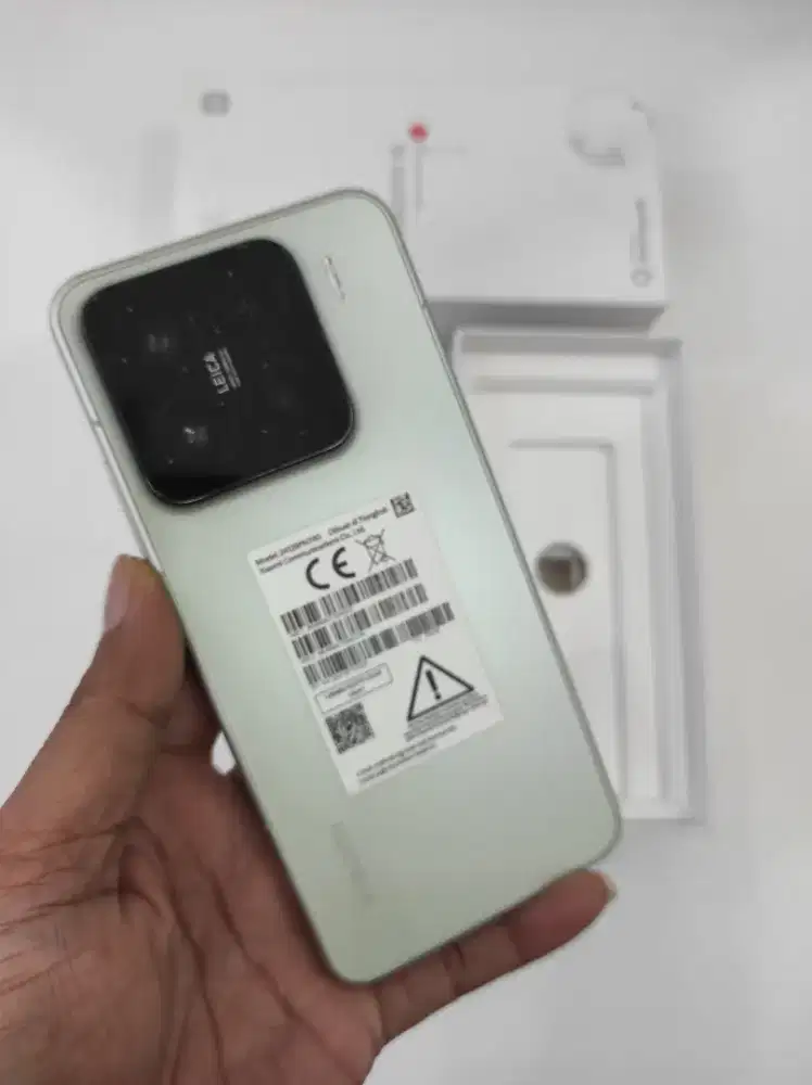 Xiaomi 15 basic/biasa 
Mulus 99%
Ram 12/256
Fulset original
Garansi