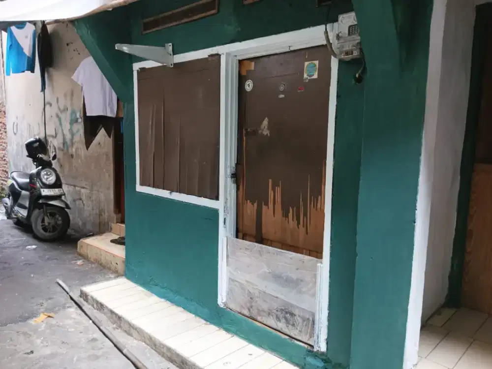 RUMAH 2 LANTAI BERSAMA KONTRAKAN