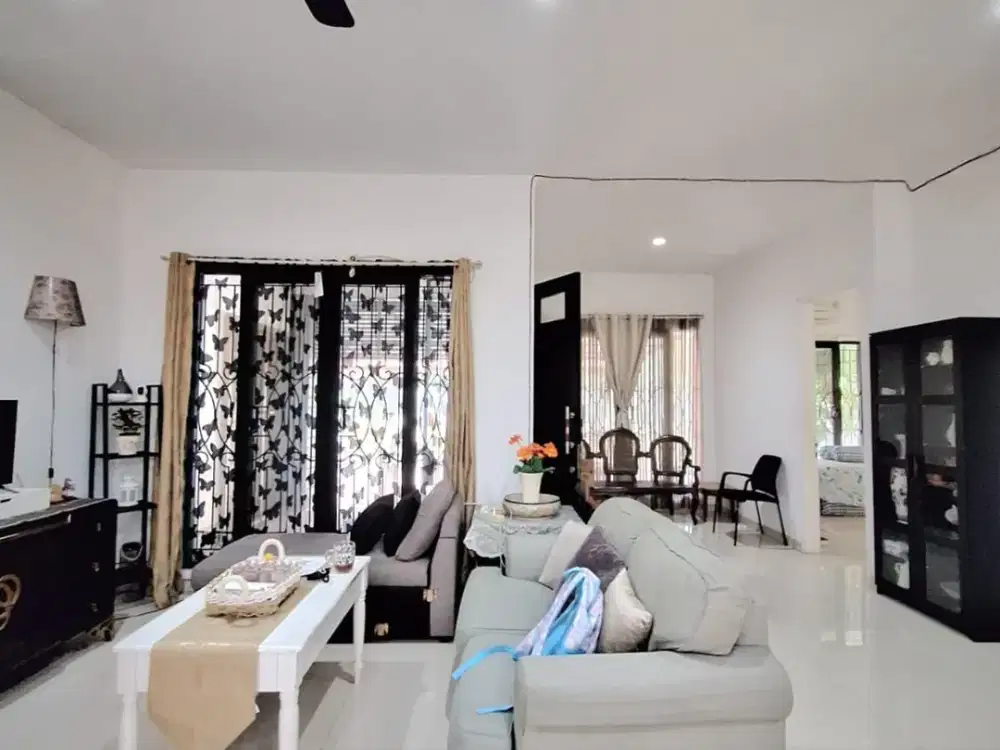 Emerald Residence Rumah Homie Terawat yang Menghadap Fasum Discovery
