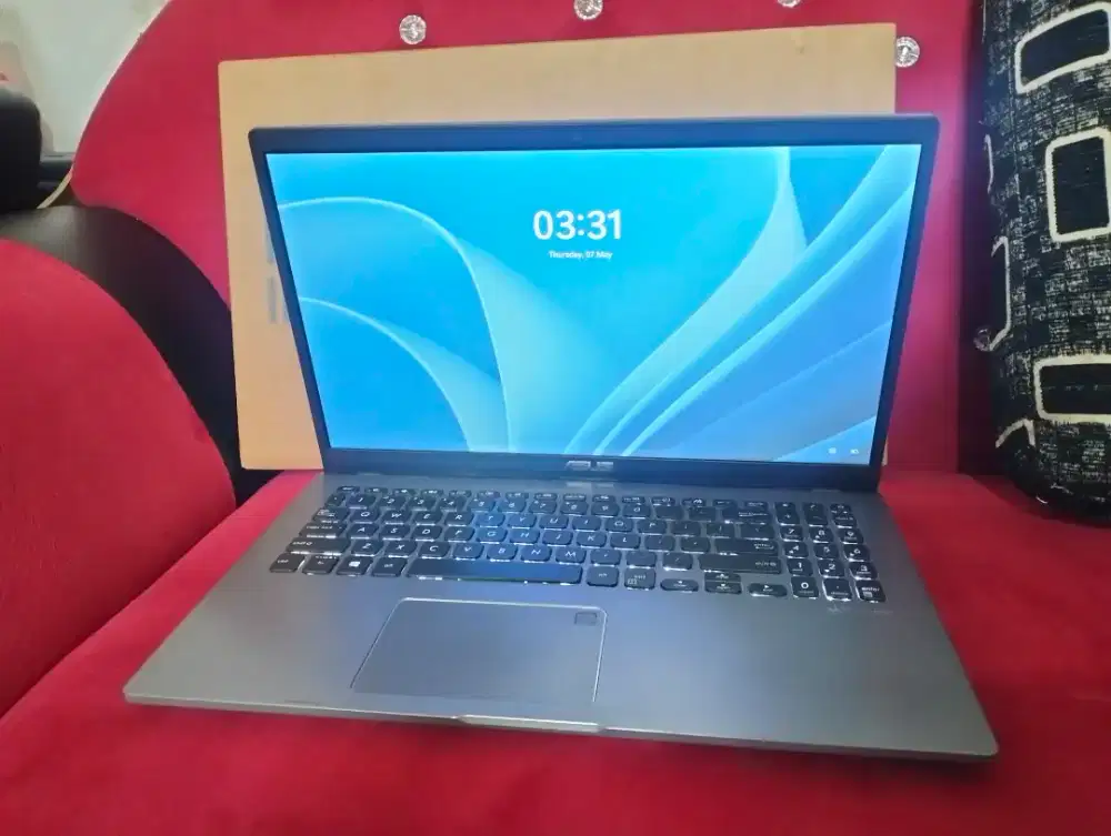 Asus vivobok a509f generasi 10/SSD 256 nvme/keyboard backlit numerik