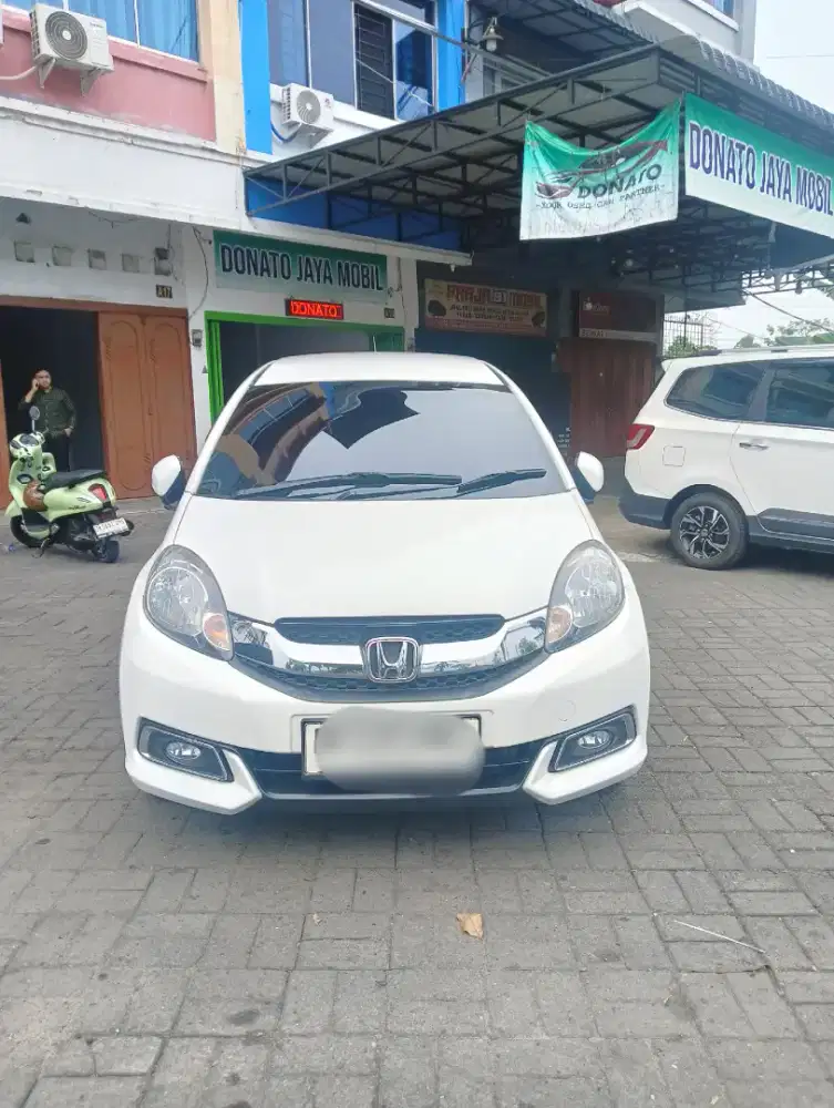 Honda mobilio 1.5 E prestige autometik 2014 putih