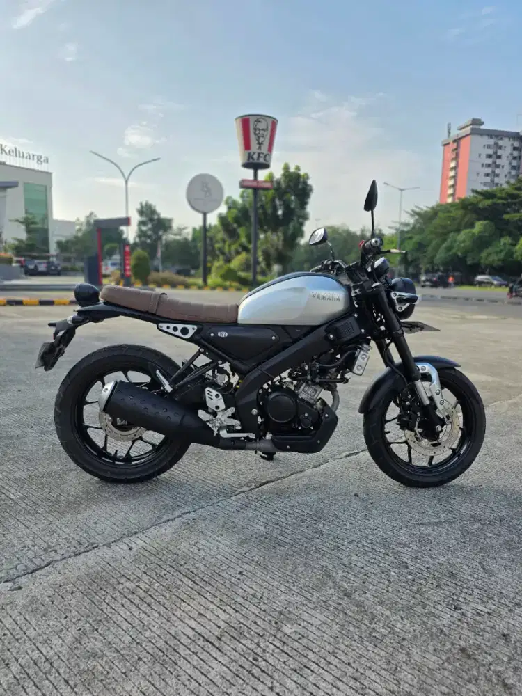Yamaha XSR 155 (Mulus Terawat, Full Ori)