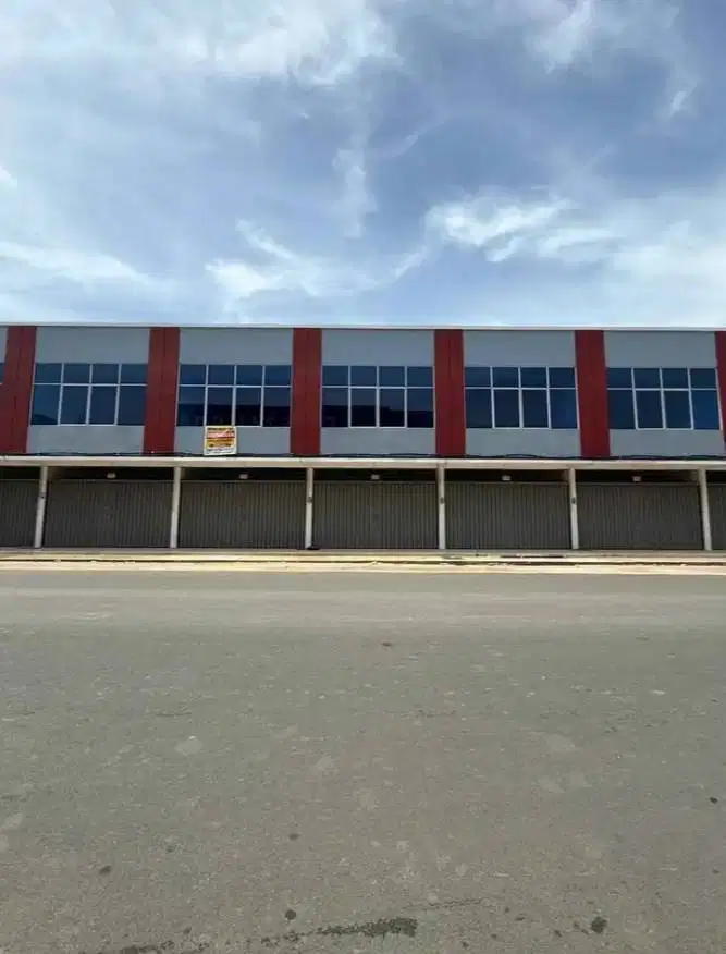 Disewa ruko (2unit gandeng) 2.5 lantai golden bci dekat golden city