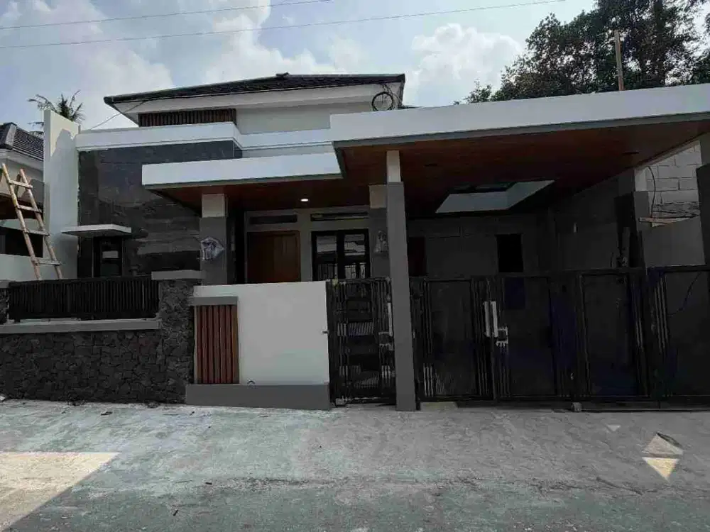 Rumah Tropis Modern Proses Finishinh