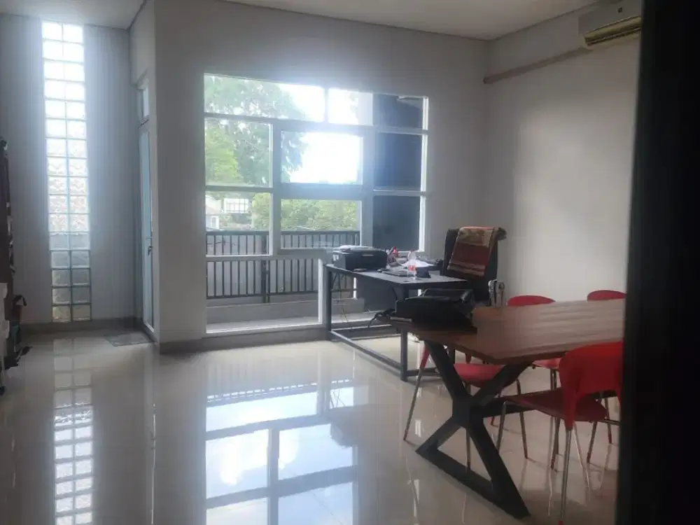DISEWAKAN RUKO 2,5 LANTAI KARAWITAN BANDUNG