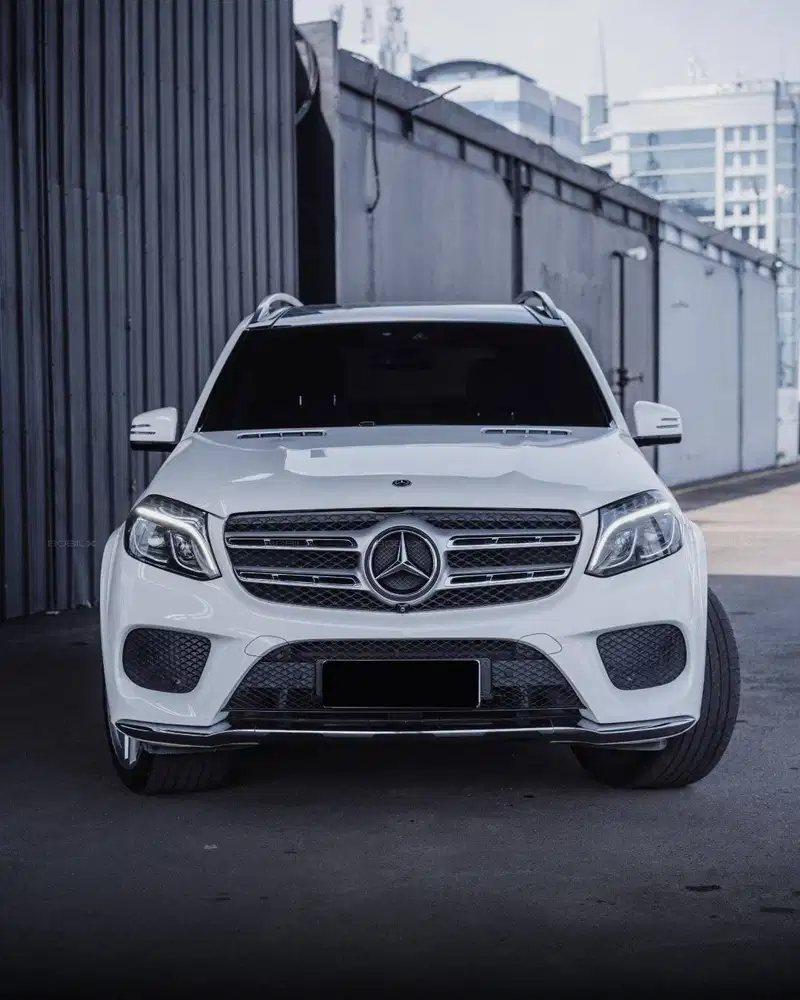 NIK 2018 Mercedes-Benz GLS400 AMG White on Black