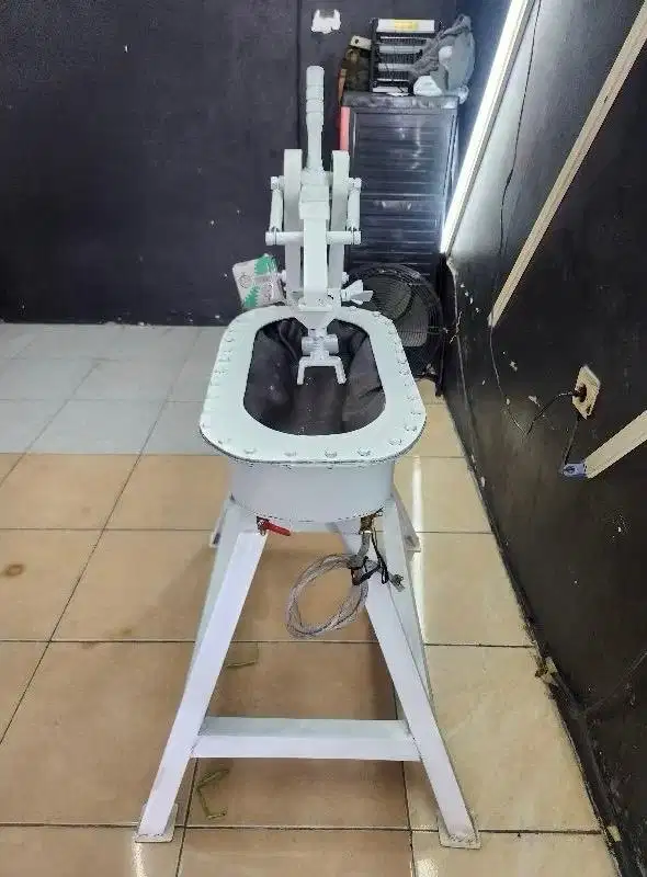Mesin Press Sepatu/Sandal