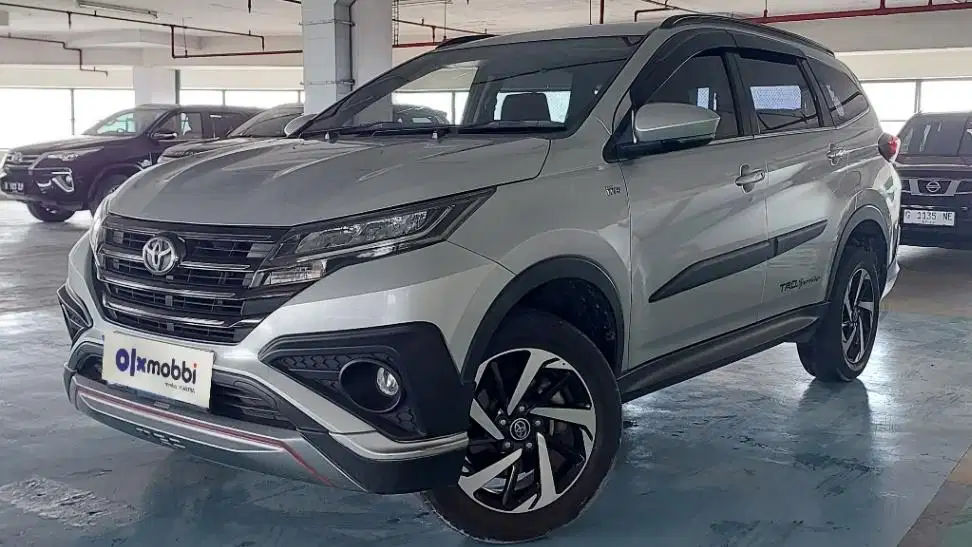 TDP 11JT, Toyota Rush 1.5 TRD Sportivo Bensin-AT Silver 2020