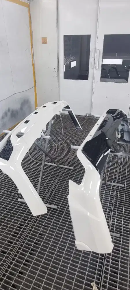 Cat oven mobil body repair repaint mobil profesional