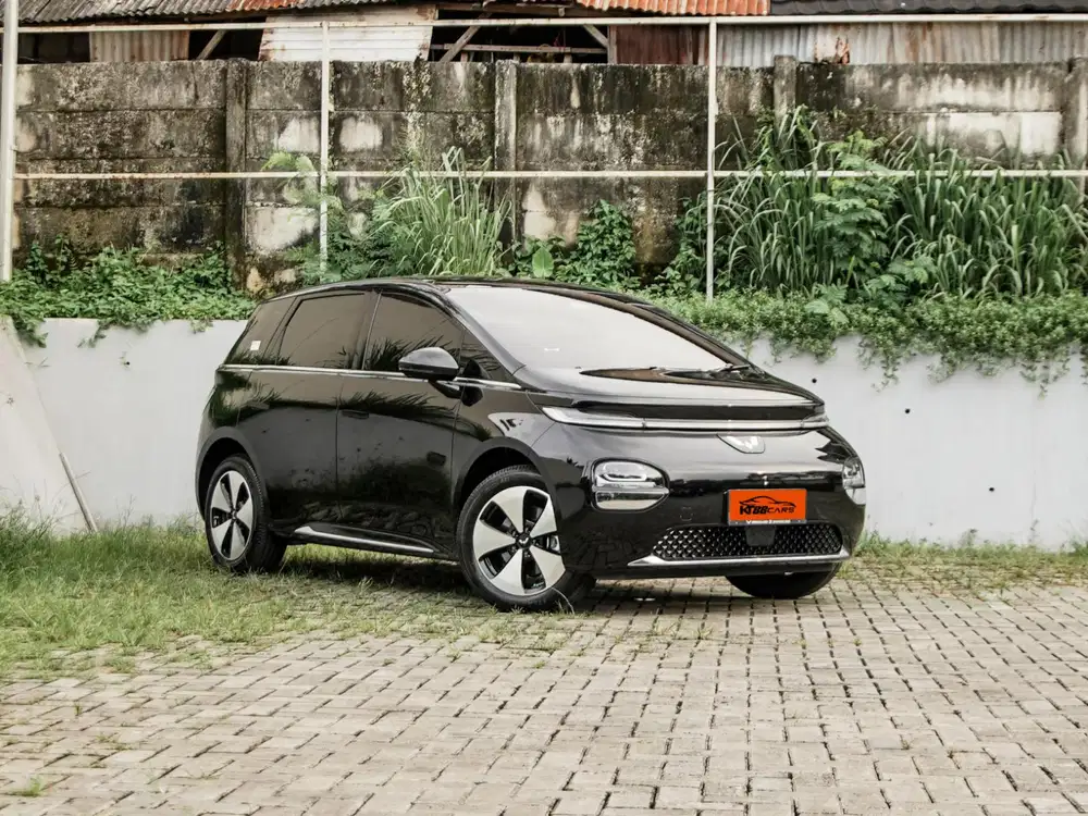 Wuling Cloud EV Pro - Low KM - Camera 360 - Like New !!!