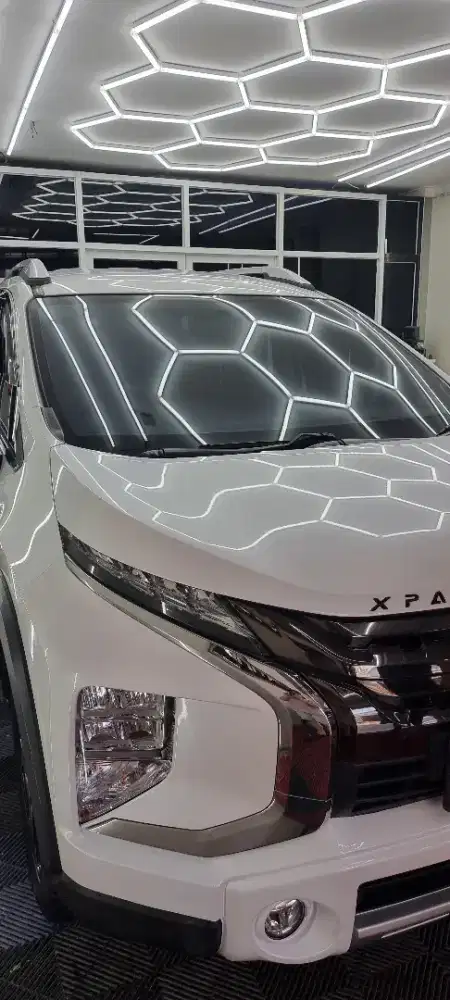 Salon mobil dan coating mobil profesional mitsubishi expander