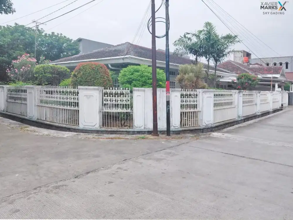 Rumah Hook Hitung Tanah dijual di Komplek Pertamina Jl Sindang Rawamangun Jakarta Timur