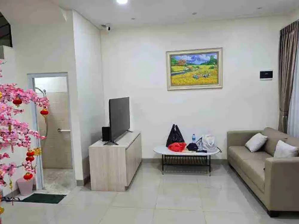 Dijual Rumah Siap Hunidi Serpong Garden 1, Cisauk, Serpong