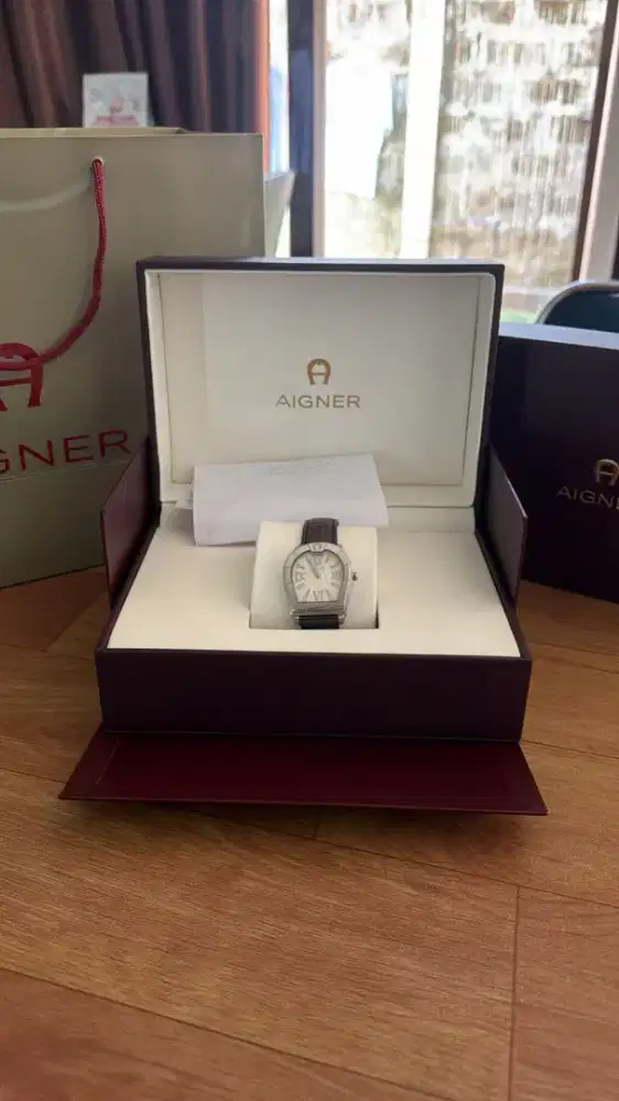 jam tangan wanita aignerr