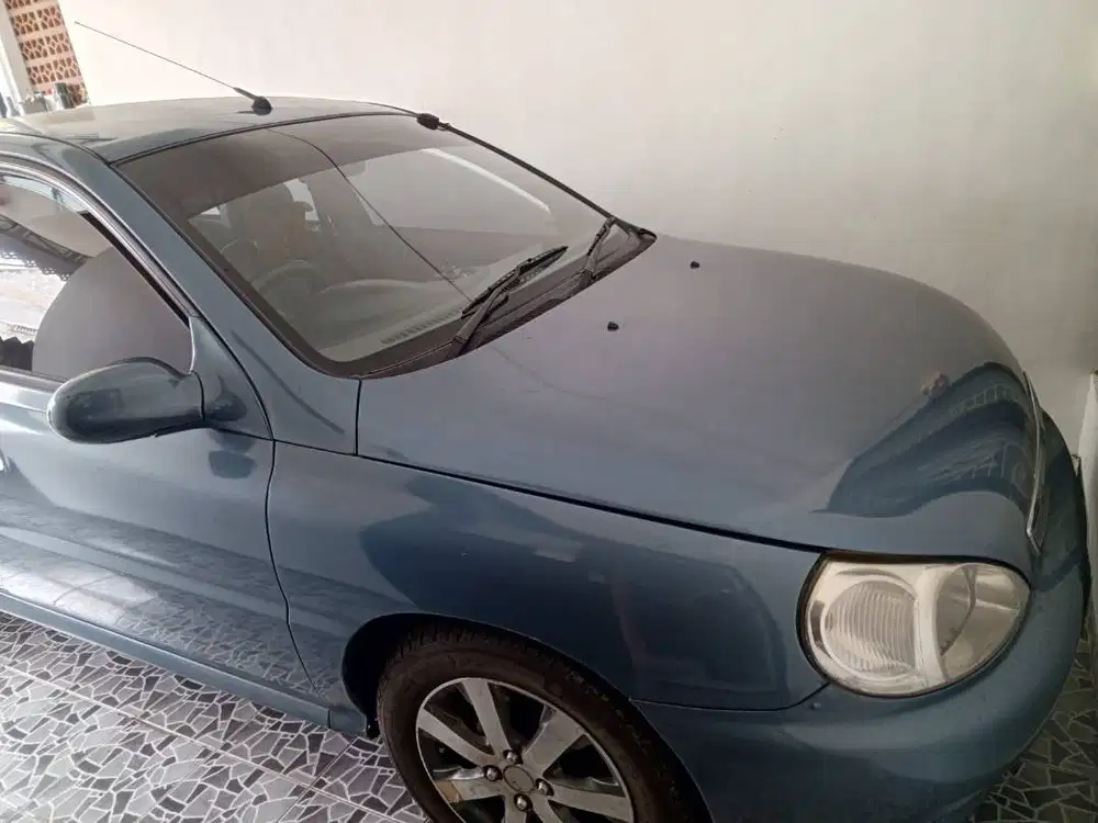 KIA RIO SEDAN 2001 AT (MATIC) – MESIN OVERHAUL, BANYAK PART BARU, SIAP