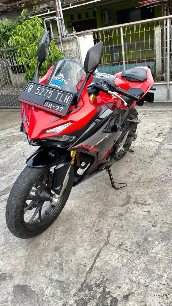 HONDA ALL NEW CBR 150 TH 2022 JARAANG PKAE ISTIMEWA