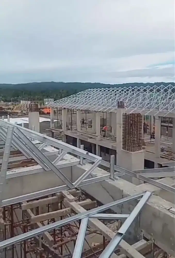 renovasi/ bikin atap baru