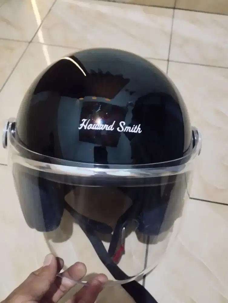 Helm howard smith