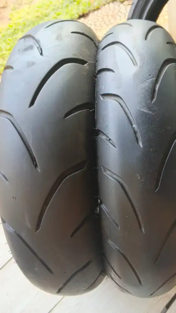 Ban copotan NMAX sepasang ukuran 110/70-130/70 ring 13