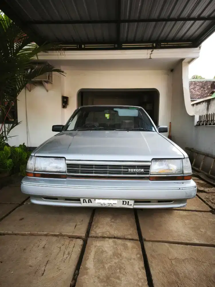 1987 Toyota Corona EX•SALOON M/T AT151
