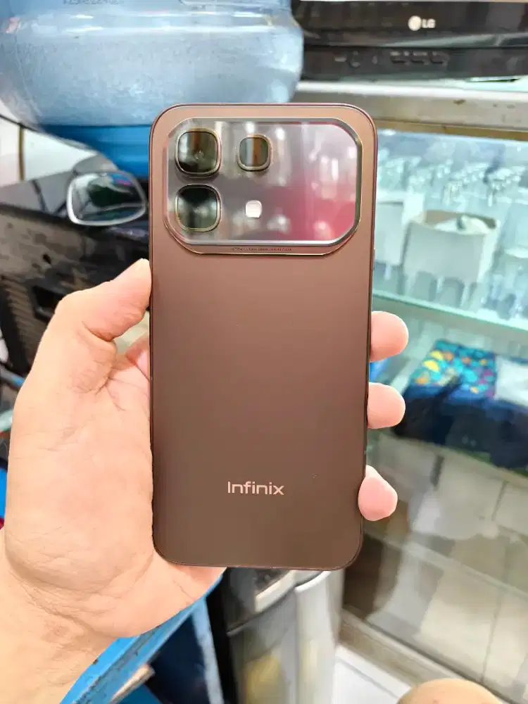 INFINIX NOTE 60 PRO BROWN RAM 12/256 2MINGGU PEMAKAIAN